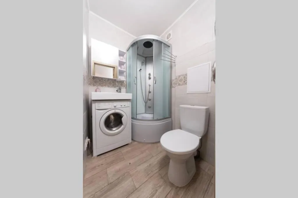 Однокомнатная Квартира С Евро Ремонтом,В Тихом Дворике. Kiev Appartement